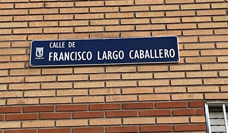  La Fundación celebra la tercera sentencia favorable contra la retirada de las calles de Largo Caballero e Indalecio Prieto